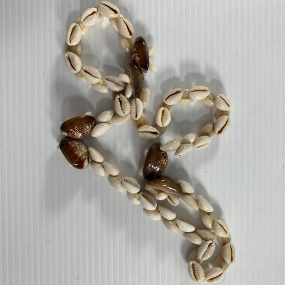 Mixed Lot of 8 Shell Necklaces Hawaiian Beach Wedding Boho Wearable Seashells - Picture 4 of 16